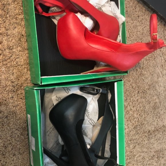 Sexy Red platform stiletto heels ankle strap - Picture 3 of 4